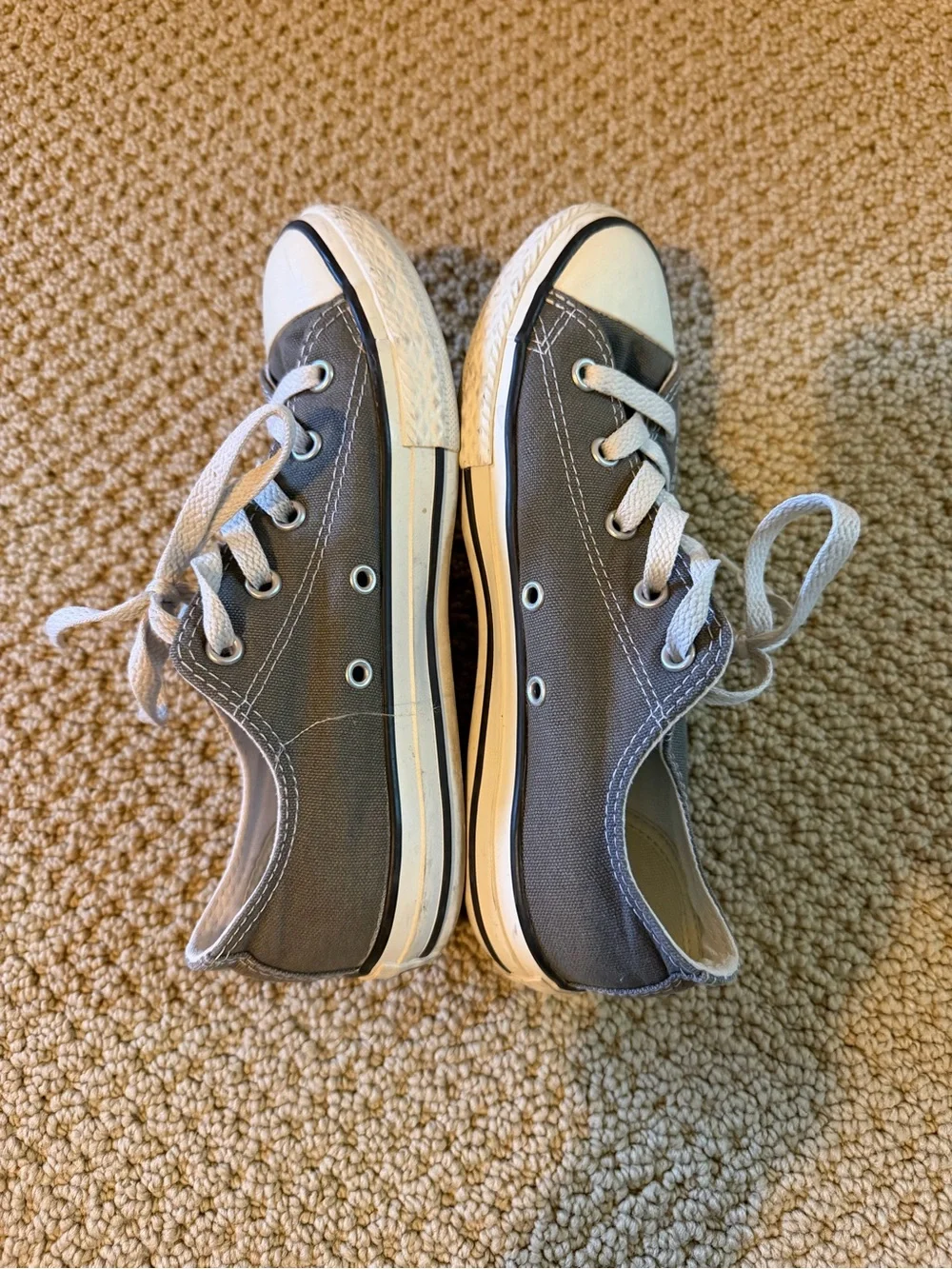 Converse Chuck Taylor All Star Gray Sneaker Shoes (Youth Size 3)